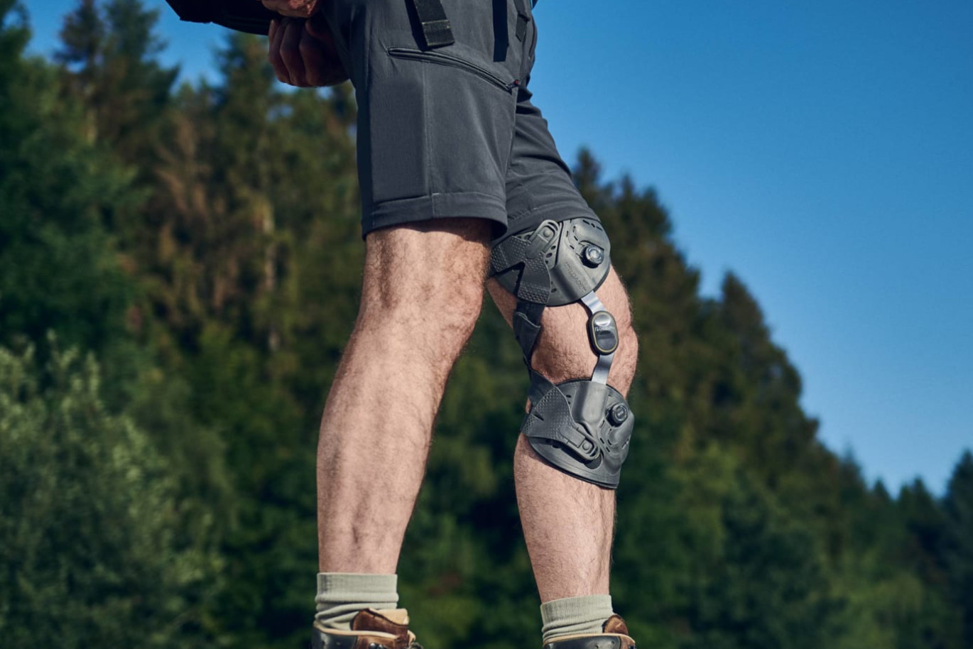 The Osteoarthritis Unloading Knee Brace