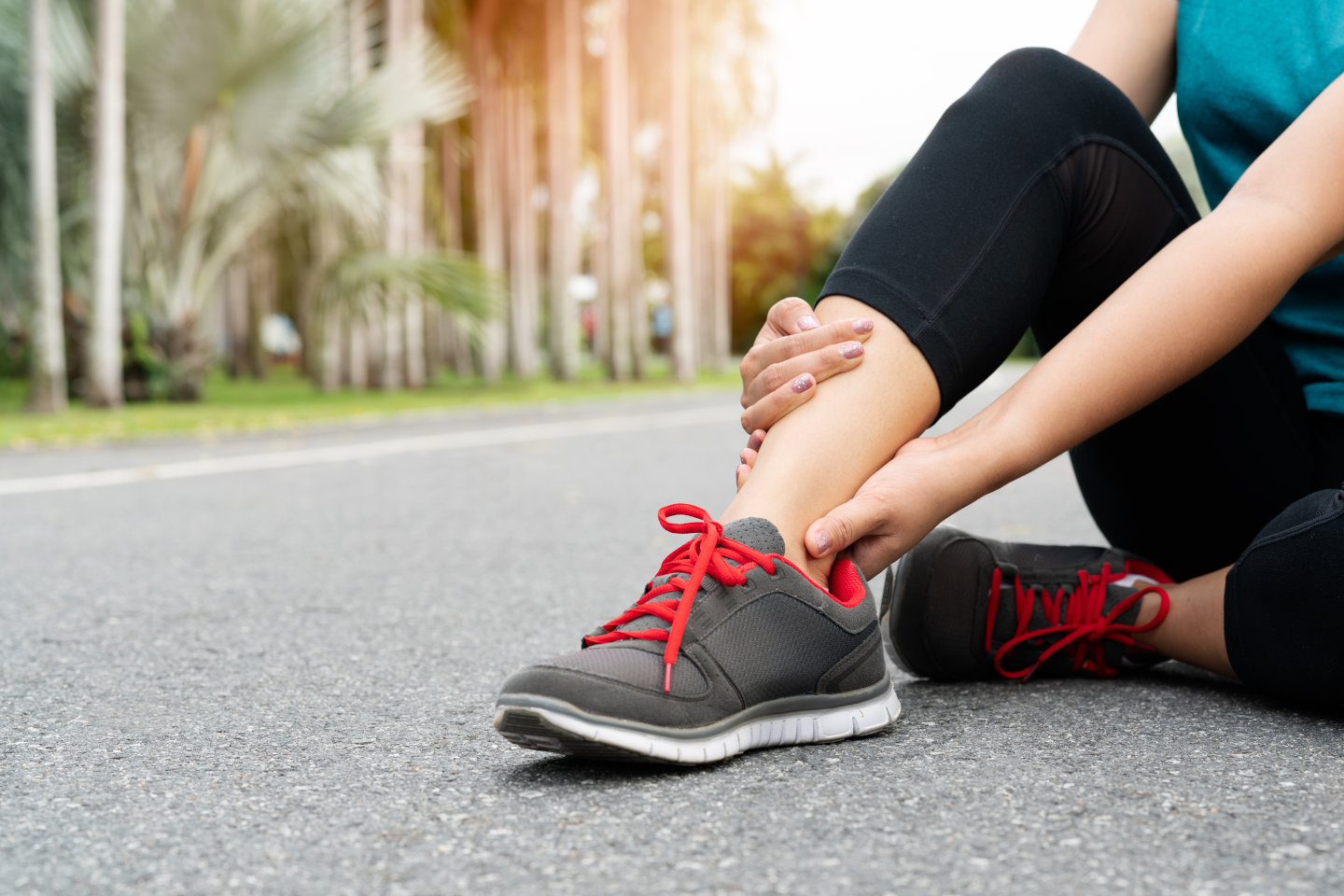 What Are the Symptoms of a Broken Ankle?